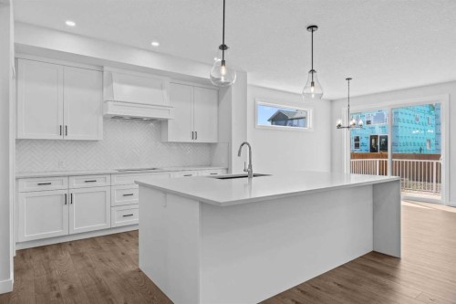 35 Creekside Rise Sw, Calgary, AB - Indoor Photo Showing Kitchen With Upgraded Kitchen
