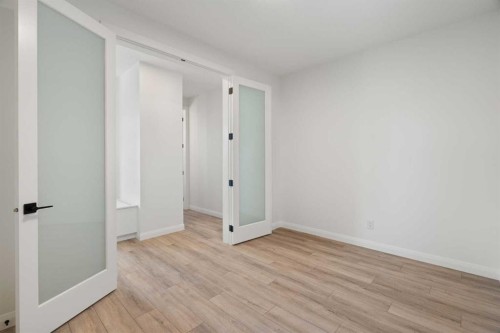 331 Rivercrest Road, Cochrane, AB - Indoor Photo Showing Other Room