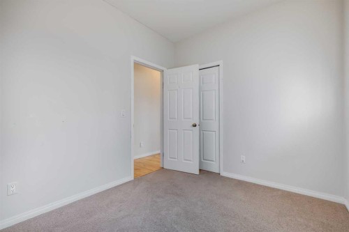 738 Carriage Lane Drive, Carstairs, AB - Indoor Photo Showing Other Room