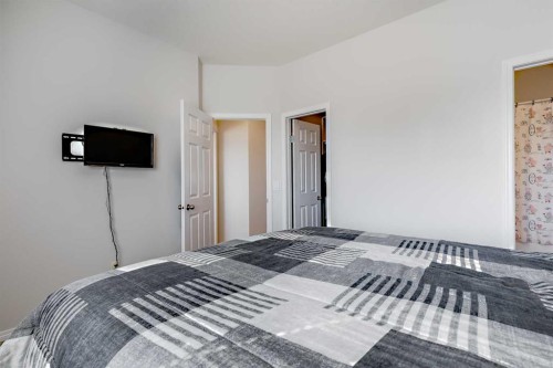 738 Carriage Lane Drive, Carstairs, AB - Indoor Photo Showing Bedroom