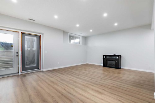 738 Carriage Lane Drive, Carstairs, AB - Indoor