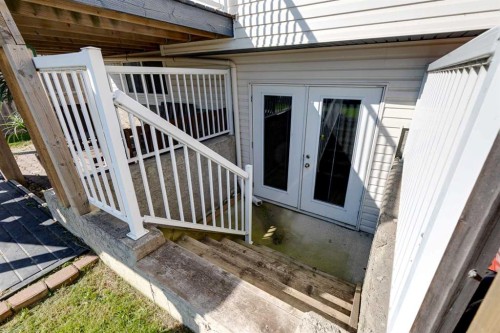 738 Carriage Lane Drive, Carstairs, AB - Outdoor With Exterior