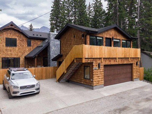 533 3Rd Street, Canmore, AB - Outdoor