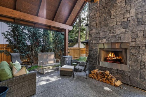 533 3Rd Street, Canmore, AB -  Photo Showing Living Room With Fireplace
