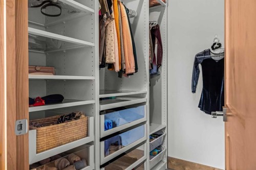 533 3Rd Street, Canmore, AB - Indoor With Storage