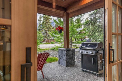 533 3Rd Street, Canmore, AB -  With Deck Patio Veranda With Exterior