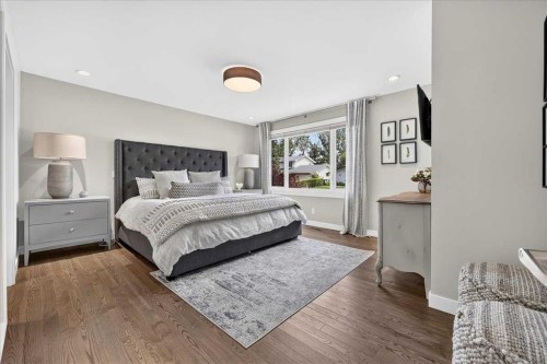 10807 Mapleshire Crescent Se, Calgary, AB - Indoor Photo Showing Bedroom