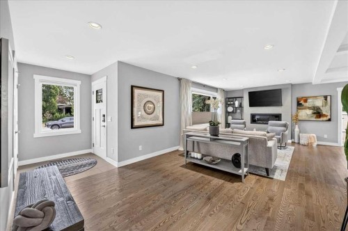 10807 Mapleshire Crescent Se, Calgary, AB - Indoor