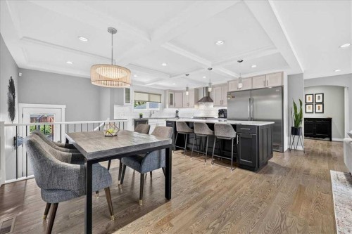 10807 Mapleshire Crescent Se, Calgary, AB - Indoor Photo Showing Dining Room