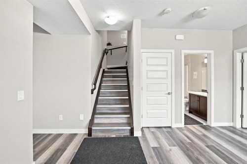 11 Savanna Villas Ne, Calgary, AB - Indoor Photo Showing Other Room