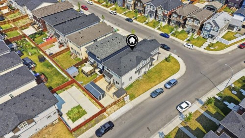 11 Savanna Villas Ne, Calgary, AB - 