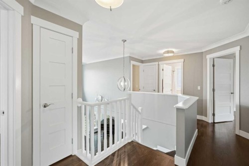 606 Schubert Place Nw, Calgary, AB - Indoor Photo Showing Other Room