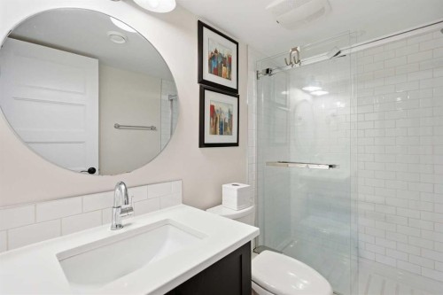 606 Schubert Place Nw, Calgary, AB - Indoor Photo Showing Bathroom