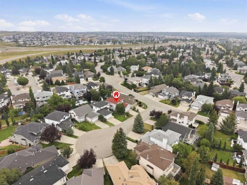 606 Schubert Place Nw, Calgary, AB - Outdoor With View