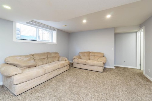 47 Everstone Boulevard Sw, Calgary, AB - Indoor Photo Showing Basement