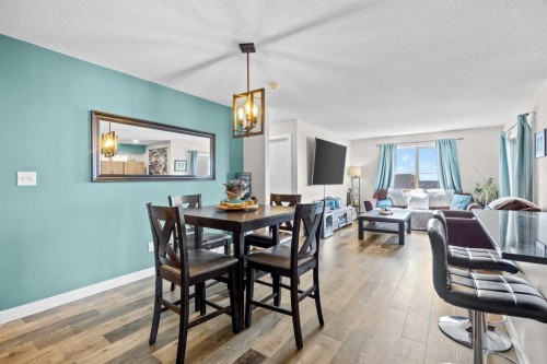 401-7110 80 Avenue Ne, Calgary, AB - Indoor Photo Showing Dining Room