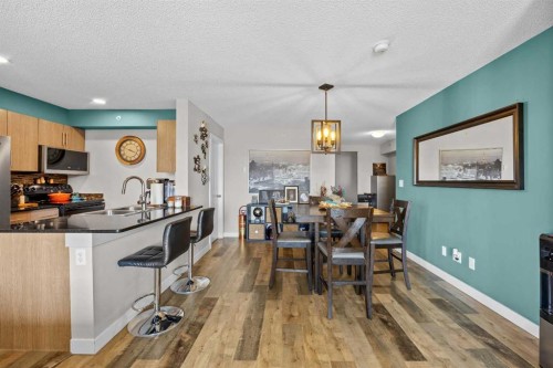 401-7110 80 Avenue Ne, Calgary, AB - Indoor