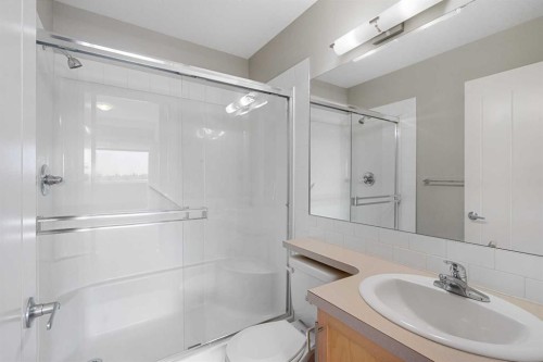 2307-604 East Lake Boulevard Ne, Airdrie, AB - Indoor Photo Showing Bathroom