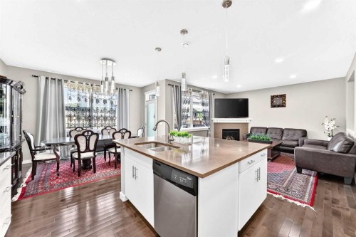 56 Evansborough Green Nw, Calgary, AB - Indoor Photo Showing Other Room