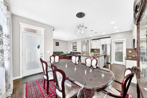 56 Evansborough Green Nw, Calgary, AB - Indoor Photo Showing Dining Room