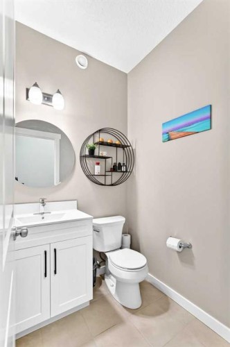 56 Evansborough Green Nw, Calgary, AB - Indoor Photo Showing Bathroom