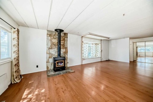 212-3223 83 Street Nw, Calgary, AB 