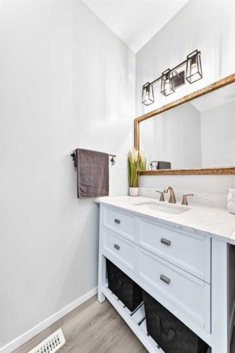 144 Copperstone Gardens, Calgary, AB - Indoor Photo Showing Bathroom