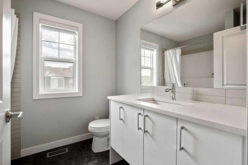 902 Sage Hill Grove Nw, Calgary, AB - Indoor Photo Showing Bathroom