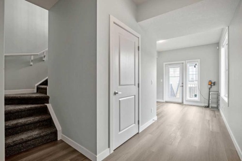 902 Sage Hill Grove Nw, Calgary, AB - Indoor Photo Showing Other Room