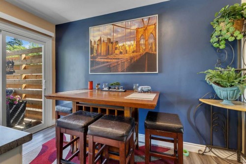 2614 44 Street Se, Calgary, AB - Indoor Photo Showing Other Room