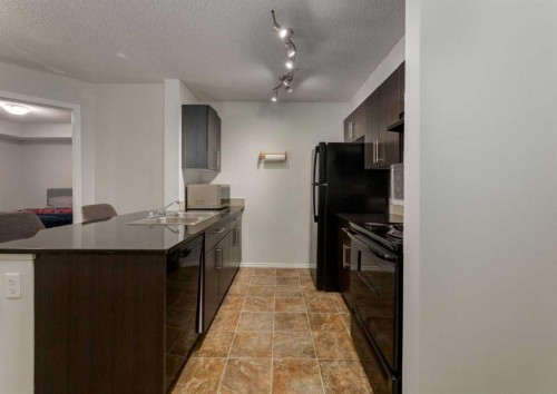 113-2715 12 Avenue Se, Calgary, AB 