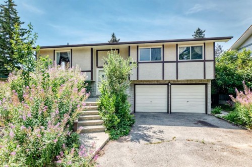 5820 Dalridge Hill Nw, Calgary, AB - Outdoor