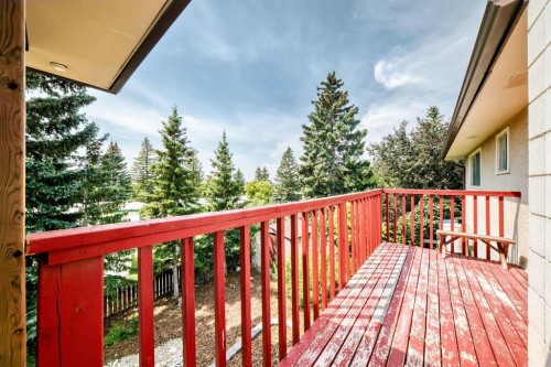5820 Dalridge Hill Nw, Calgary, AB - Outdoor With Deck Patio Veranda With Exterior
