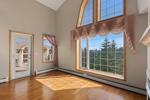 304-728 Country Hills Road Nw, Calgary, AB - Indoor Photo Showing Other Room