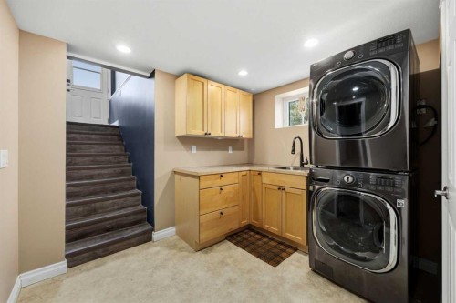 281014-274 Range Road, Rural Rocky View County, AB - Indoor Photo Showing Laundry Room