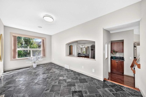 14 Springborough Crescent Sw, Calgary, AB - Indoor