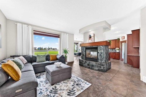 14 Springborough Crescent Sw, Calgary, AB - Indoor Photo Showing Living Room With Fireplace