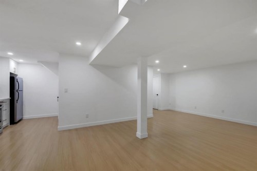 1174 Abbeydale Drive Ne, Calgary, AB - Indoor