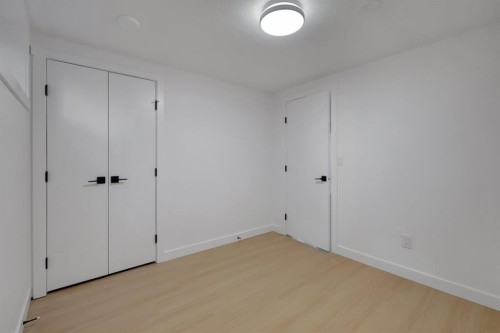 1174 Abbeydale Drive Ne, Calgary, AB - Indoor Photo Showing Other Room