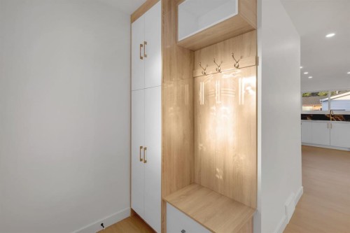 1174 Abbeydale Drive Ne, Calgary, AB - Indoor Photo Showing Other Room