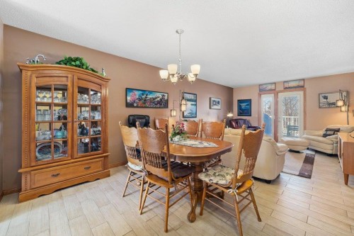 52 Macewan Park Heights Nw, Calgary, AB - Indoor Photo Showing Dining Room