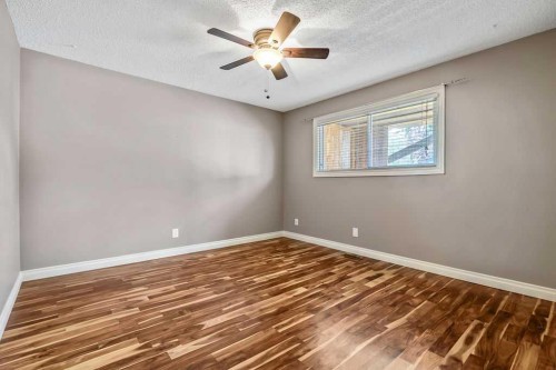 163 Woodburn Crescent, Okotoks, AB - Indoor Photo Showing Other Room