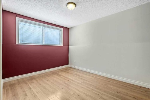 163 Woodburn Crescent, Okotoks, AB - Indoor Photo Showing Other Room