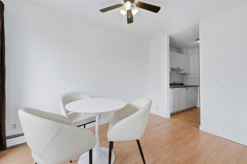 306-2611 15A Street Sw, Calgary, AB - Indoor Photo Showing Dining Room