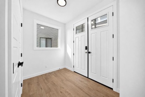 199 Langwell Common Se, Airdrie, AB - Indoor Photo Showing Other Room