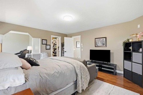 12078 Diamond View Se, Calgary, AB - Indoor Photo Showing Bedroom