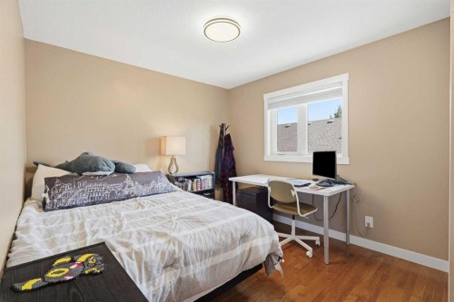 12078 Diamond View Se, Calgary, AB - Indoor Photo Showing Bedroom