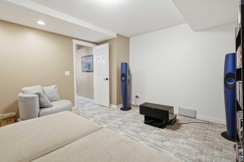 12078 Diamond View Se, Calgary, AB - Indoor