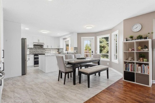 12078 Diamond View Se, Calgary, AB - Indoor Photo Showing Other Room