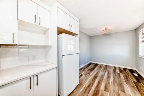 77 Martinbrook Road Ne, Calgary, AB - Indoor